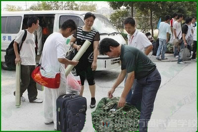 湖南萬通汽車學(xué)校，廣州就業(yè)