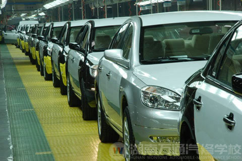 湖南萬通汽車學校，汽修行業