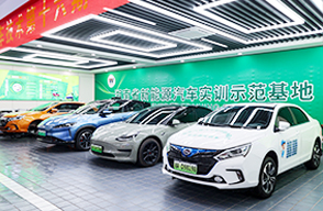 學汽修-湖南萬通汽修技工學校