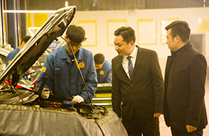 湖南萬通汽車新能源學校_汽車維修學校_創就業