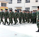沙場秋點兵 萬通學子軍訓匯演展風采