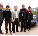 什么？企業老總竟開奔馳接萬通學子上崗！