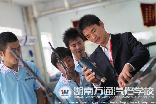 丁德強(qiáng)老師