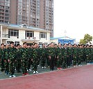 軍訓進行時：熠熠生輝的迷彩服，堅毅的萬通“軍人”