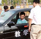 技多不壓身 湖南萬通學子接受免費駕駛培訓