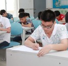 湖南萬通職業技能班學子參加電工證考試