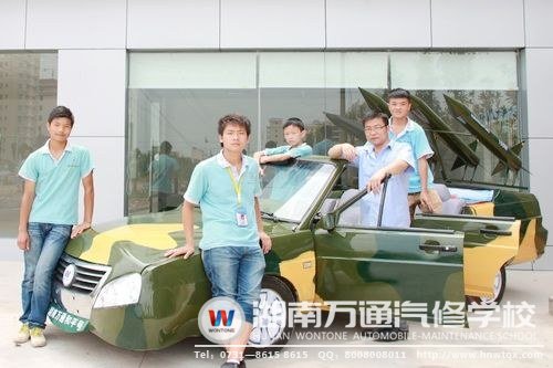 “夢想之車”凝結了學子們的創新、堅持