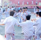 【新生玩轉校園】之素質拓展訓練樂趣無窮