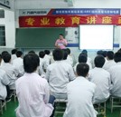 新生“三教三訓”：專業教育打造汽修英才