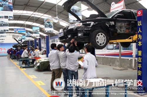 萬通學生整車實訓場景
