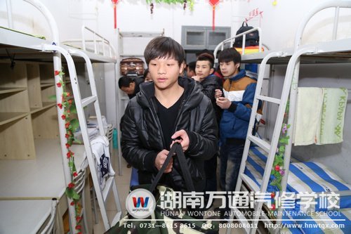 進入新環境、認識新同學，新生們表示很開心