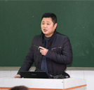 校長走進新生課堂 談技能論素養促新生認知發展