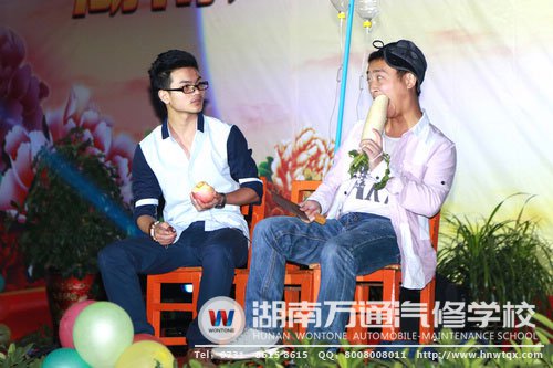 《診所風(fēng)波》，同學(xué)們的肢體語言是不是很豐富呢？