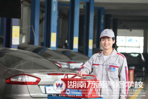 高中男生學汽修，不愁找不到好工作