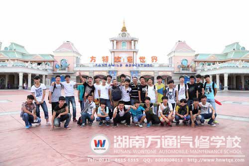 多姿多彩的校園活動，讓湖南萬通學(xué)子真真切切地感受到了母校的關(guān)愛