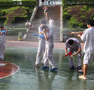 新生校園活動：水槍大作戰，除了我們誰還能有這么嗨？