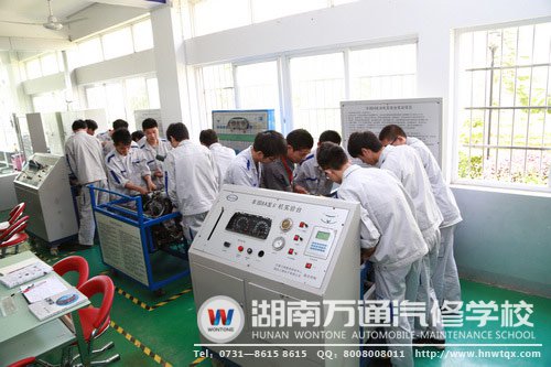 湖南萬通理實一體化教學，為就業打下基礎