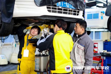想掌握一門汽車技術(shù)，需要學(xué)多久？