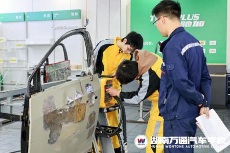 投入小，回報(bào)快！【汽車美容】非常值得創(chuàng)業(yè)者選擇的實(shí)體行業(yè)