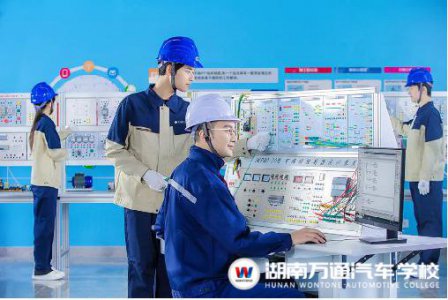 PLC編程應(yīng)用技術(shù)發(fā)展前景怎么樣?
