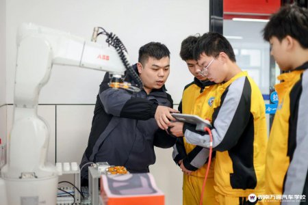 湖南汽車技工學校_汽車維修_汽車學校新聞